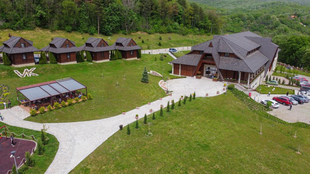 Hotel Etno Naselje Vrdnicka Kula Vrdnik Exterior foto